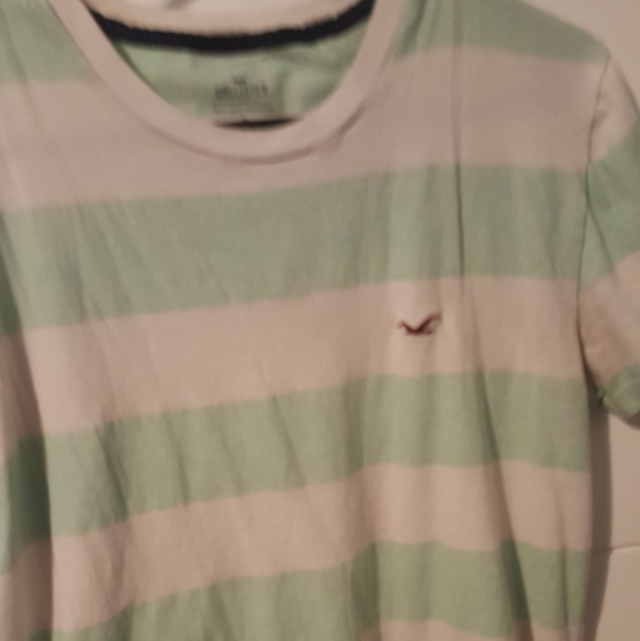 2 men's hollister tees in mint green size small. - Picture 2 of 5